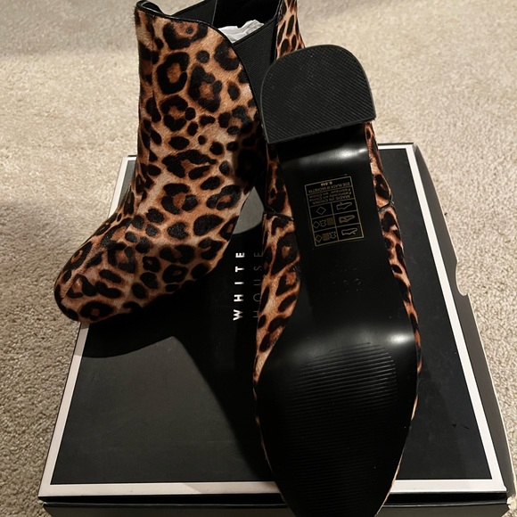 WHBM Animal Print Cheetah Haircalf Ankle Bootie Zoe Black W Vachetta - Picture 3 of 5